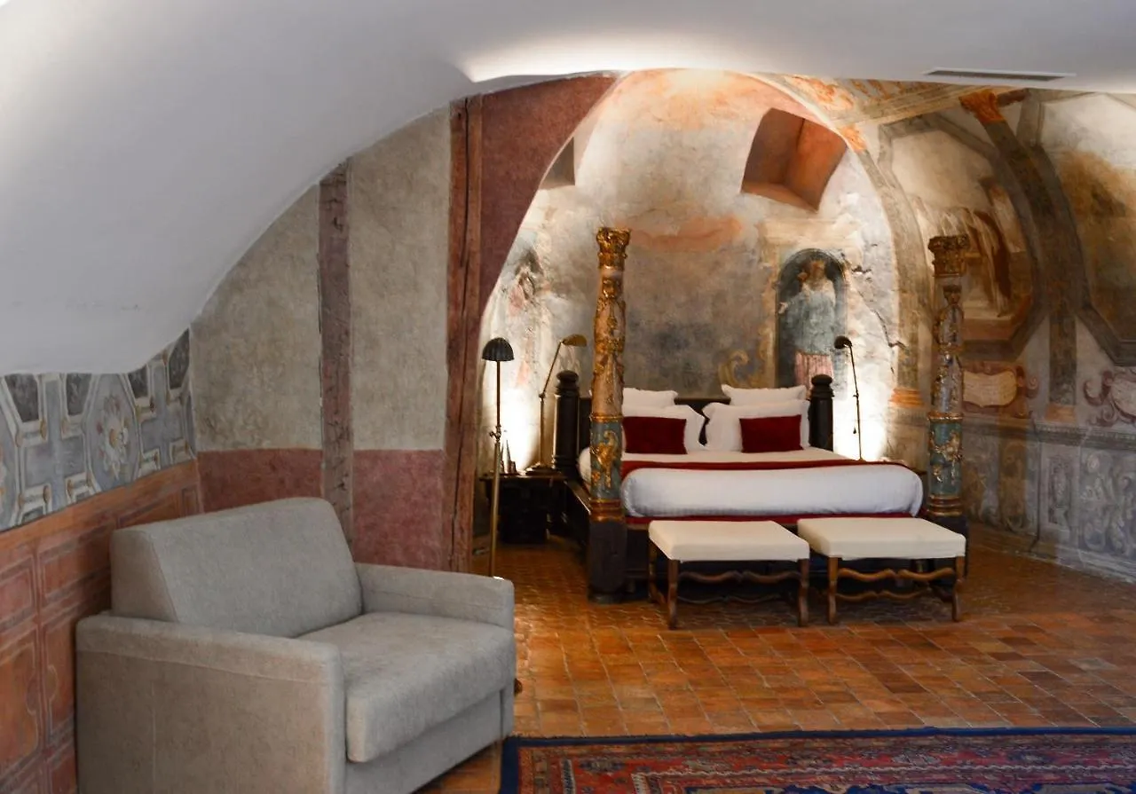 Hotell Chateau De Bagnols